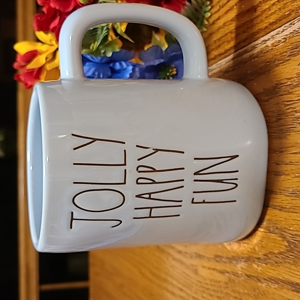 Rae Dunn JOLLY HAPPY FUN Frosty the Snowman Mug